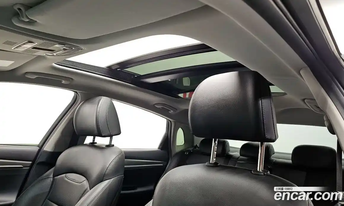 Hyundai Grandeur 2022 2.4 автомат (гидро), фото 19