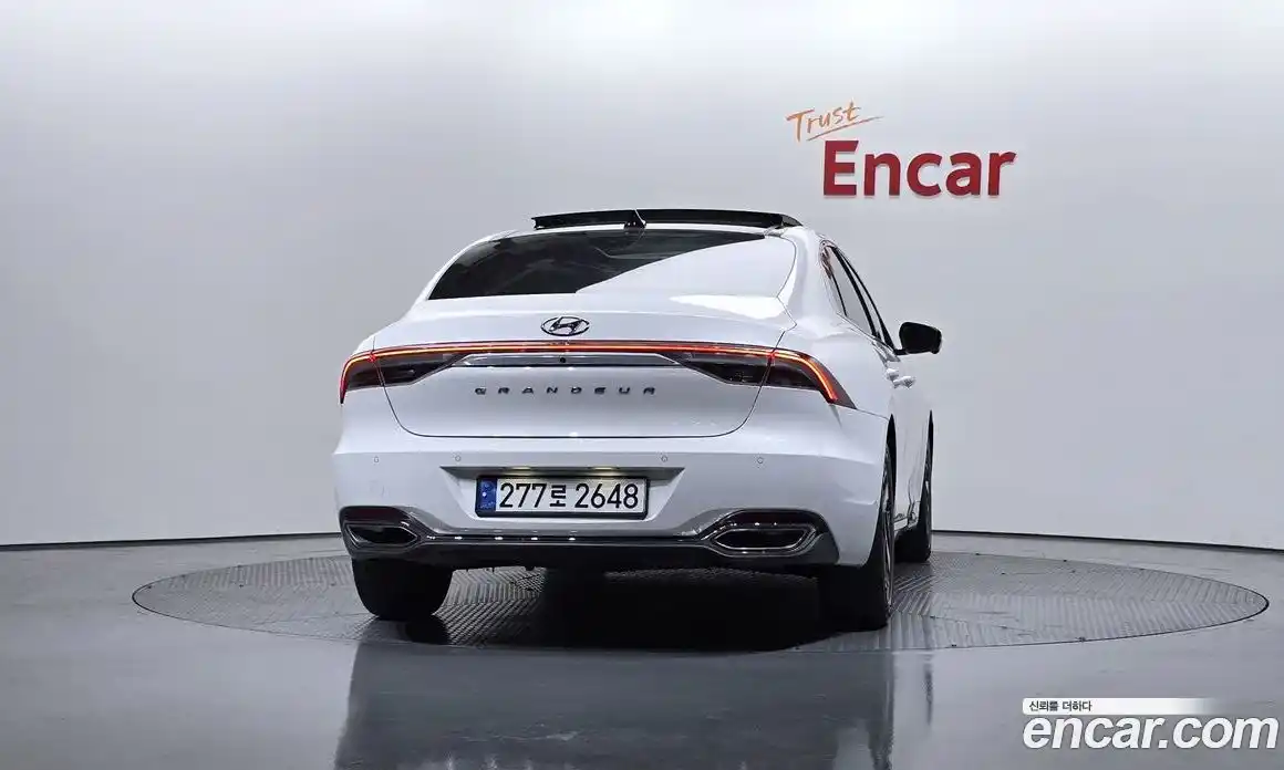 Hyundai Grandeur 2022 2.4 автомат (гидро), фото 4