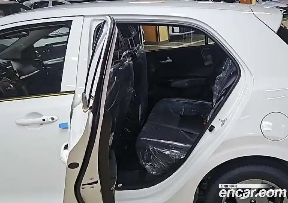 Kia Morning 2025 1.0 автомат (гидро), фото 10