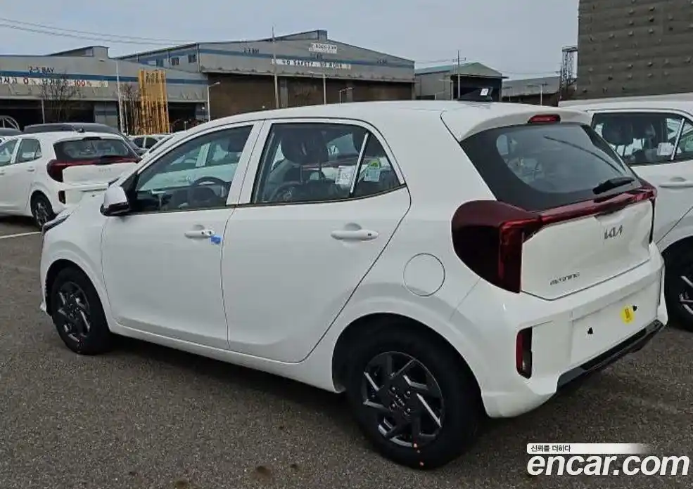 Kia Morning 2025 1.0 автомат (гидро), фото 9