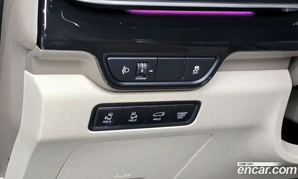 Kia Carnival 2024 1.6 автомат (гидро), фото 18