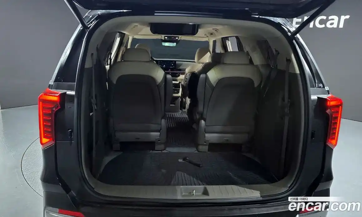 Kia Carnival 2024 1.6 автомат (гидро), фото 31