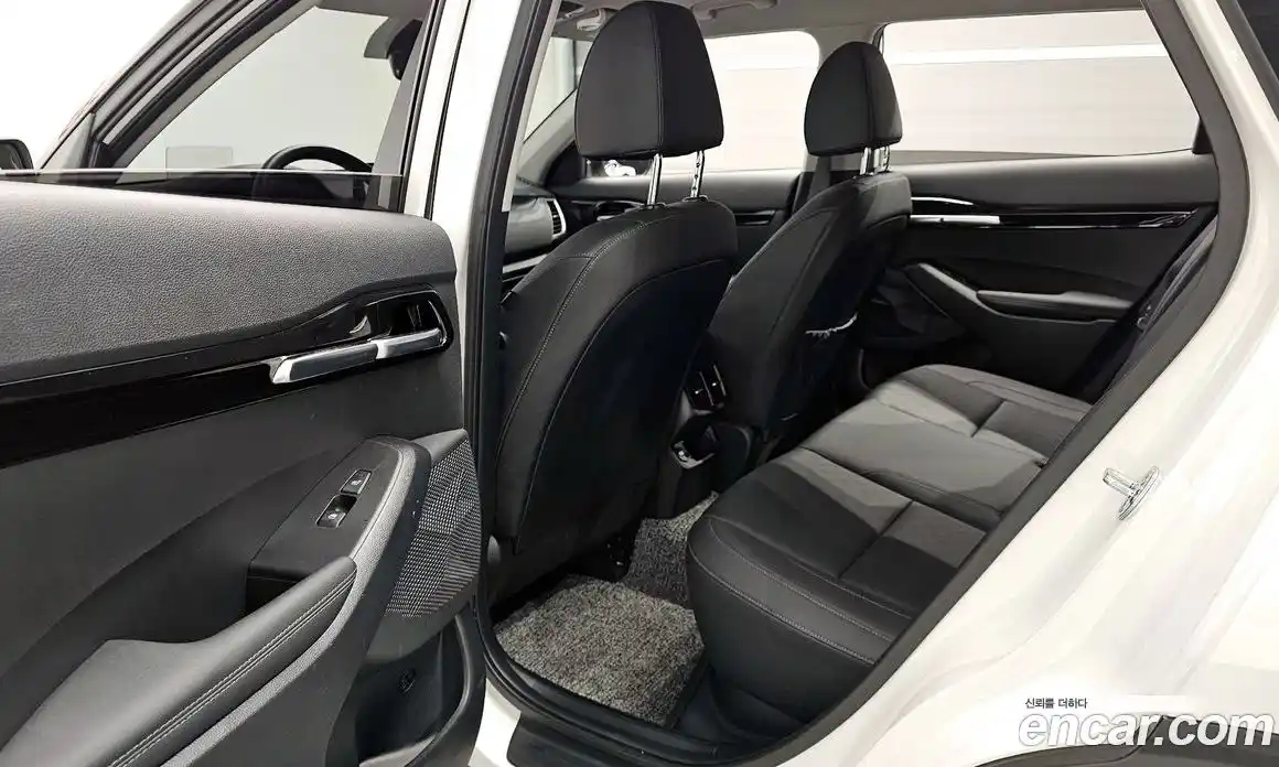 Kia Seltos 2021 1.6 автомат (гидро), фото 16
