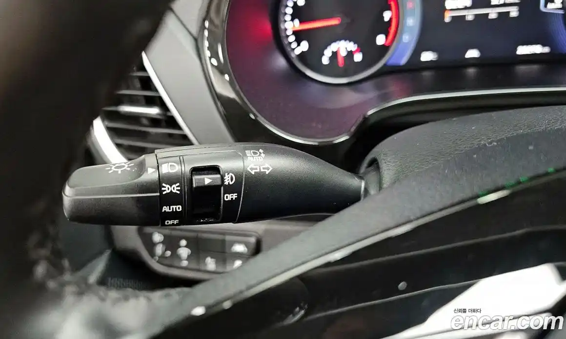 Kia Seltos 2021 1.6 автомат (гидро), фото 27