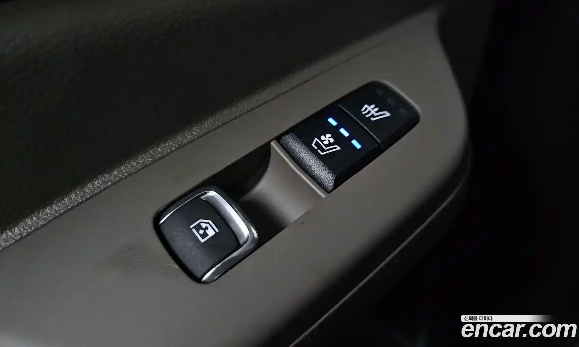 Kia Carnival 2025 2.2 автомат (гидро), фото 41