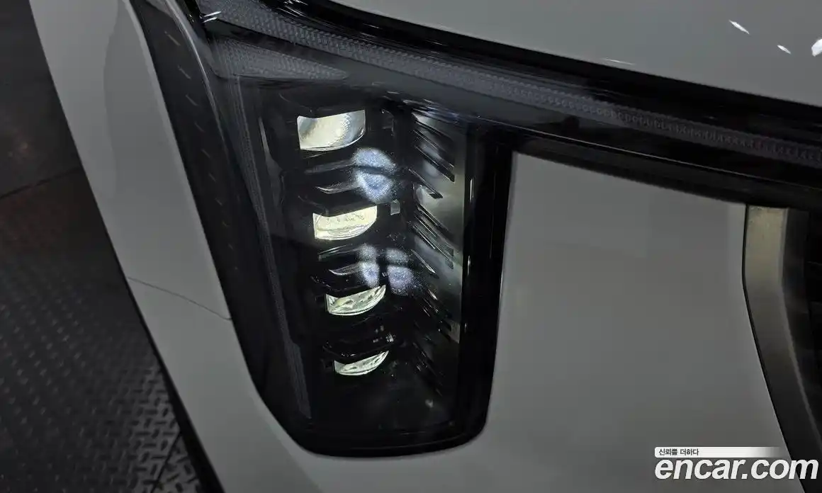 Kia Sorento 2023 2.2 автомат (гидро), фото 7