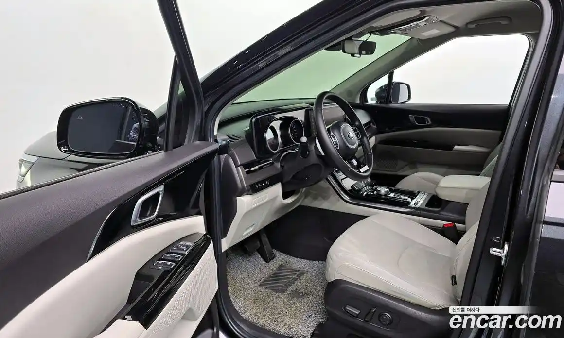 Kia Carnival 2020 2.2 автомат (гидро), фото 11