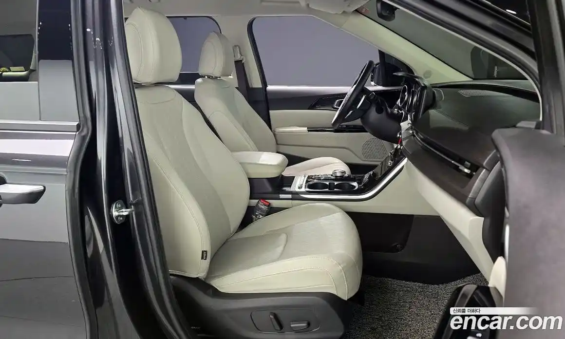 Kia Carnival 2020 2.2 автомат (гидро), фото 10