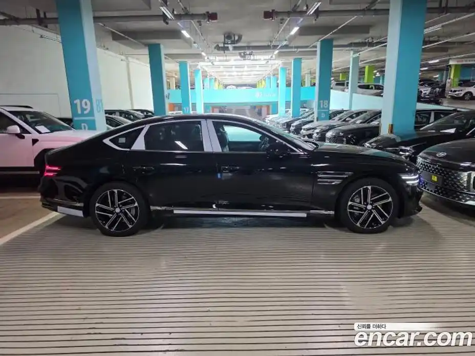 Genesis G80 2026 2.5 автомат (гидро), фото 7