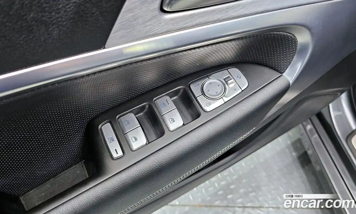Genesis G70 2018 2.0 автомат (гидро), фото 28