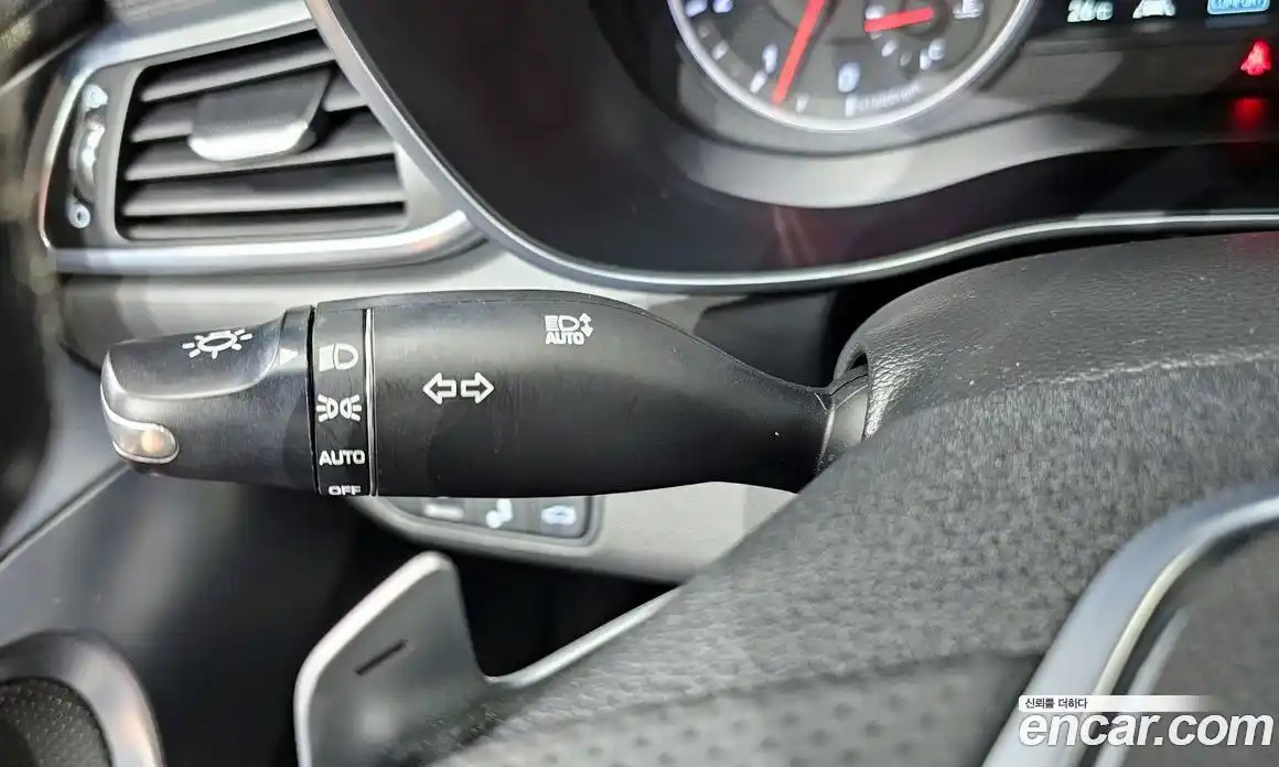Genesis G70 2018 2.0 автомат (гидро), фото 30