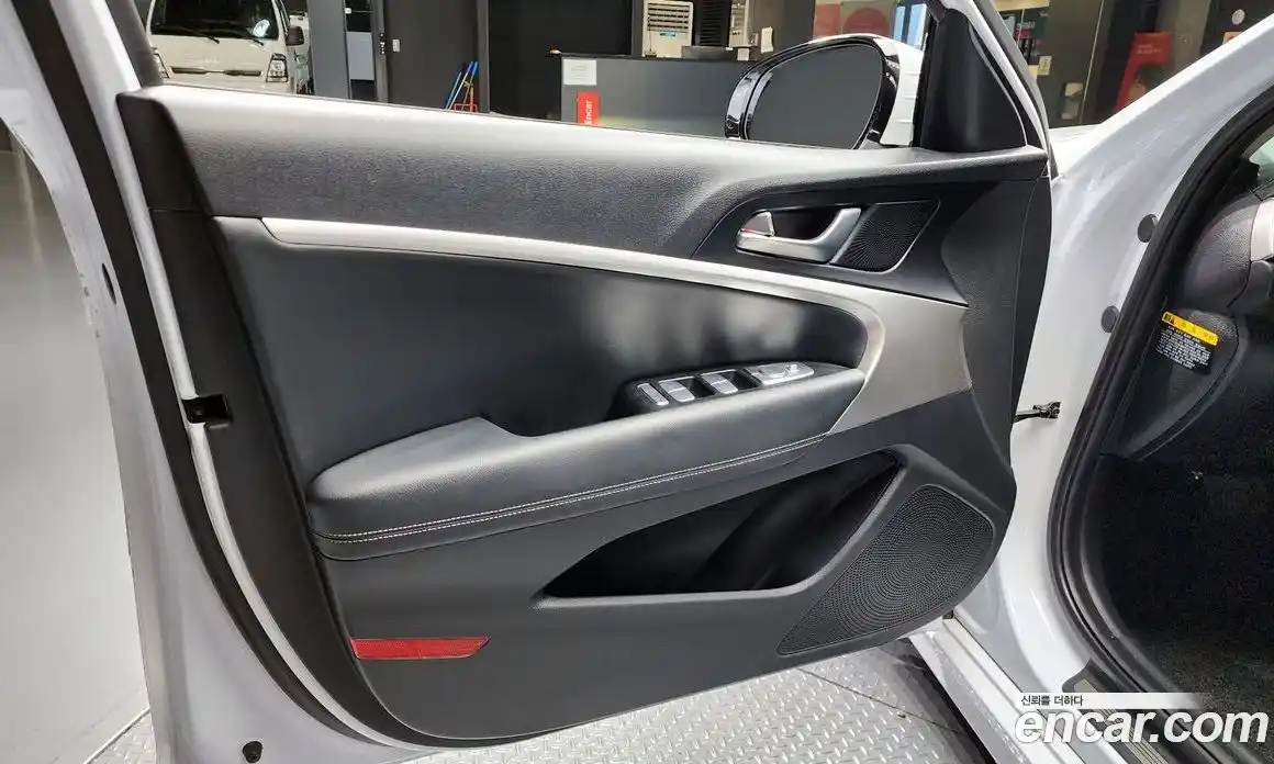 Genesis G70 2019 2.0 автомат (гидро), фото 14