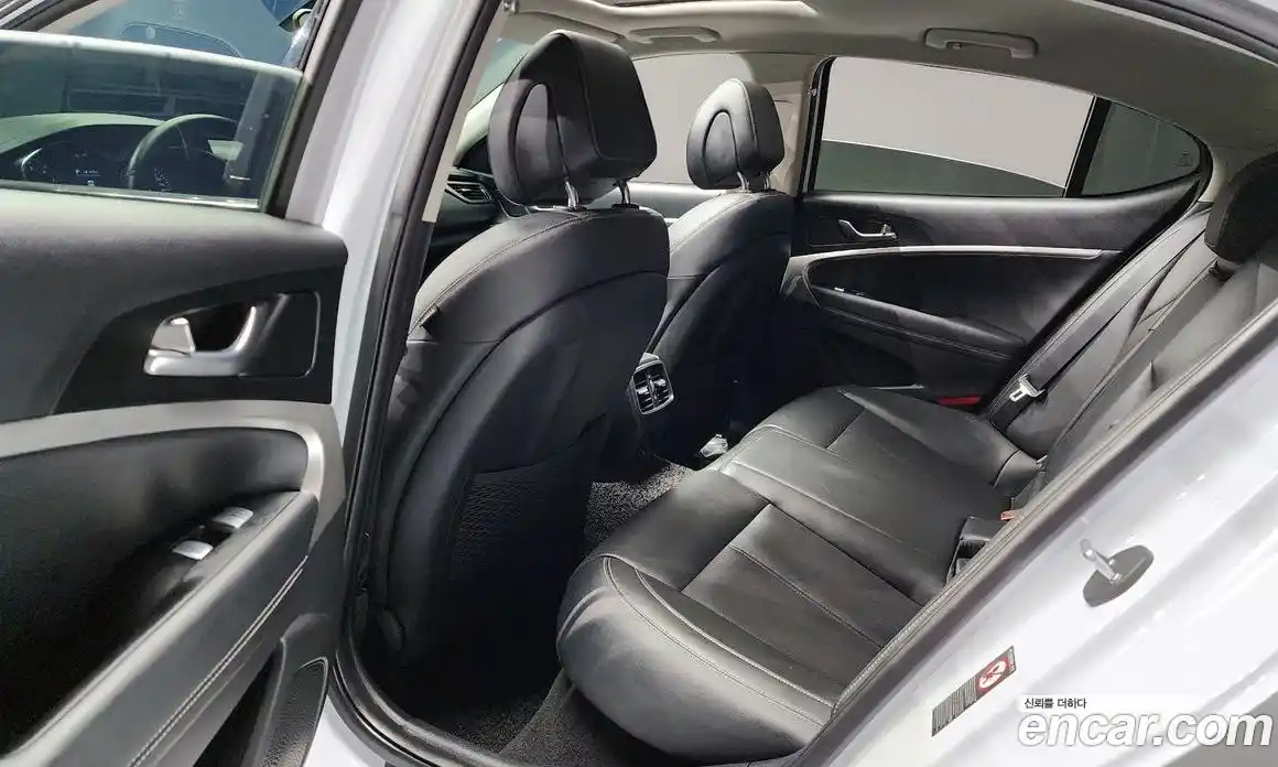 Genesis G70 2019 2.0 автомат (гидро), фото 18