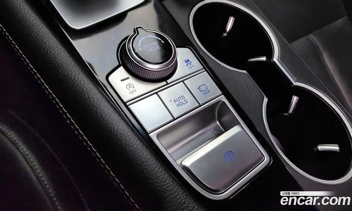 Genesis G70 2019 2.0 автомат (гидро), фото 23