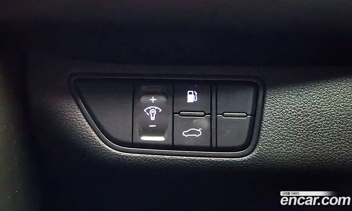 Genesis G70 2019 2.0 автомат (гидро), фото 28