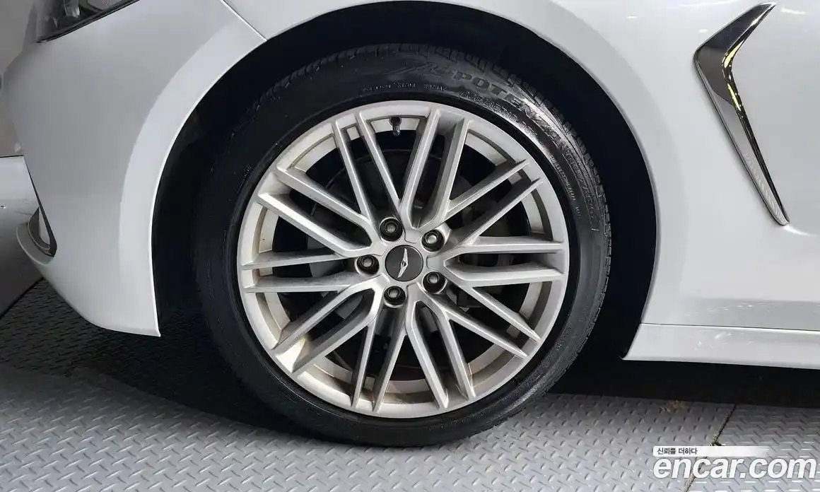 Genesis G70 2019 2.0 автомат (гидро), фото 5