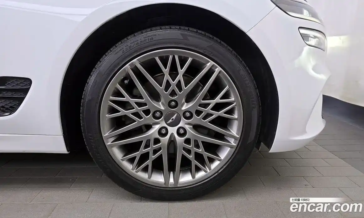 Genesis G70 2022 2.0 автомат (гидро), фото 7