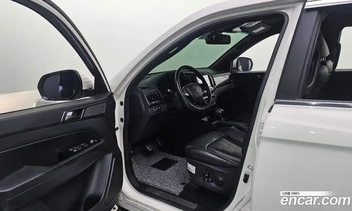 SsangYong Rexton 2022 2.2 автомат (гидро), фото 13