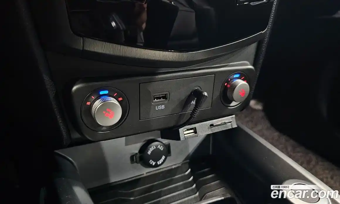SsangYong TIBOLI 2017 1.6 автомат (гидро), фото 12