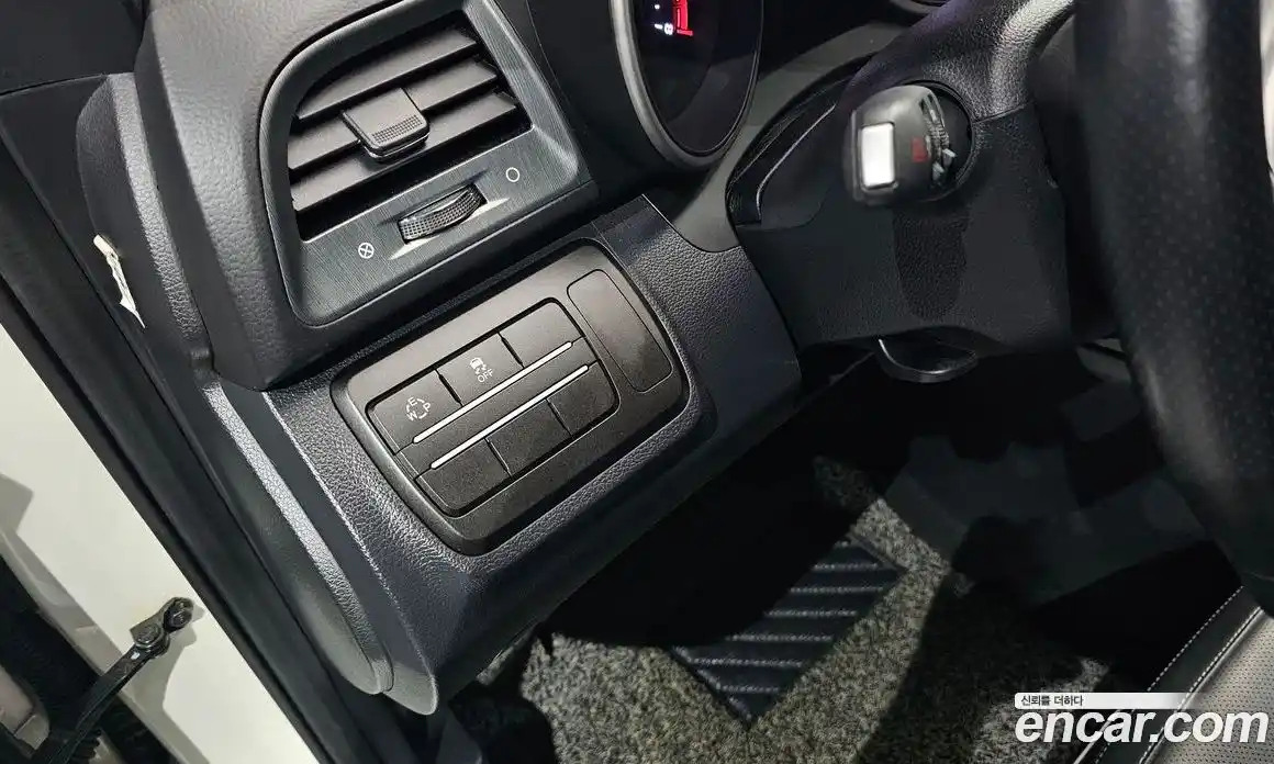 SsangYong TIBOLI 2017 1.6 автомат (гидро), фото 19