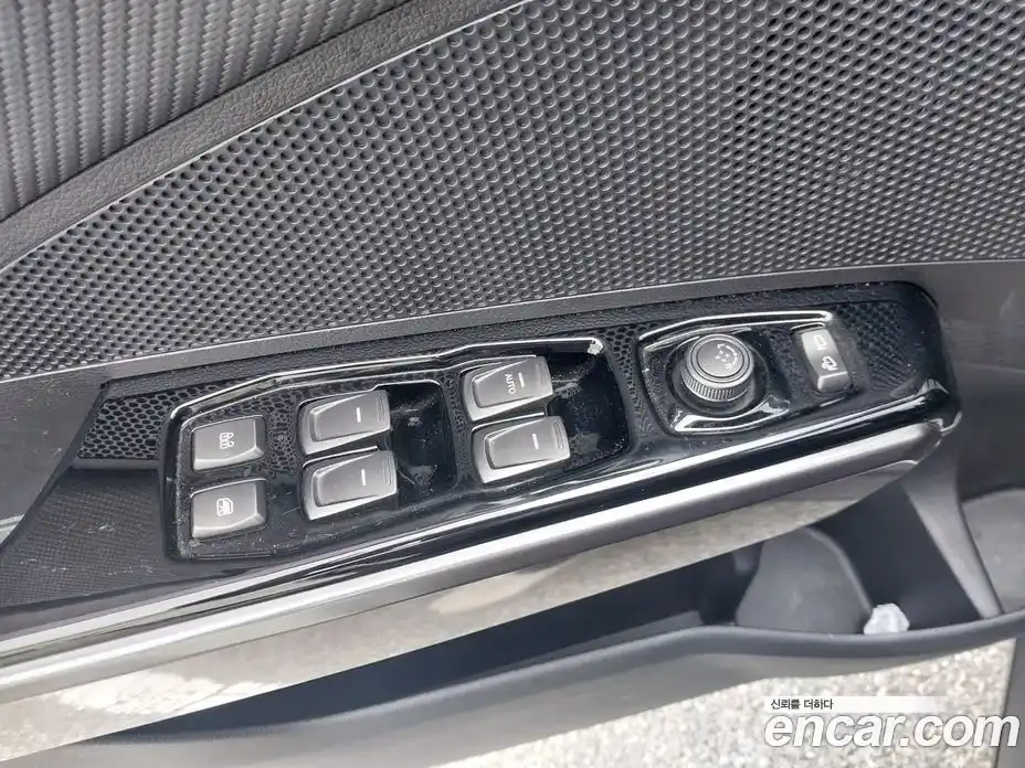 SsangYong TIBOLI 2019 1.5 автомат (гидро), фото 16