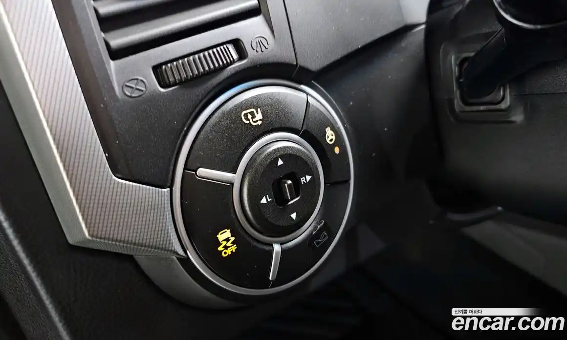 SsangYong Korando 2013 2.0 автомат (гидро), фото 24