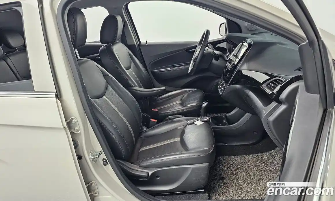 Chevrolet Spark 2021 1.0 автомат (гидро), фото 16