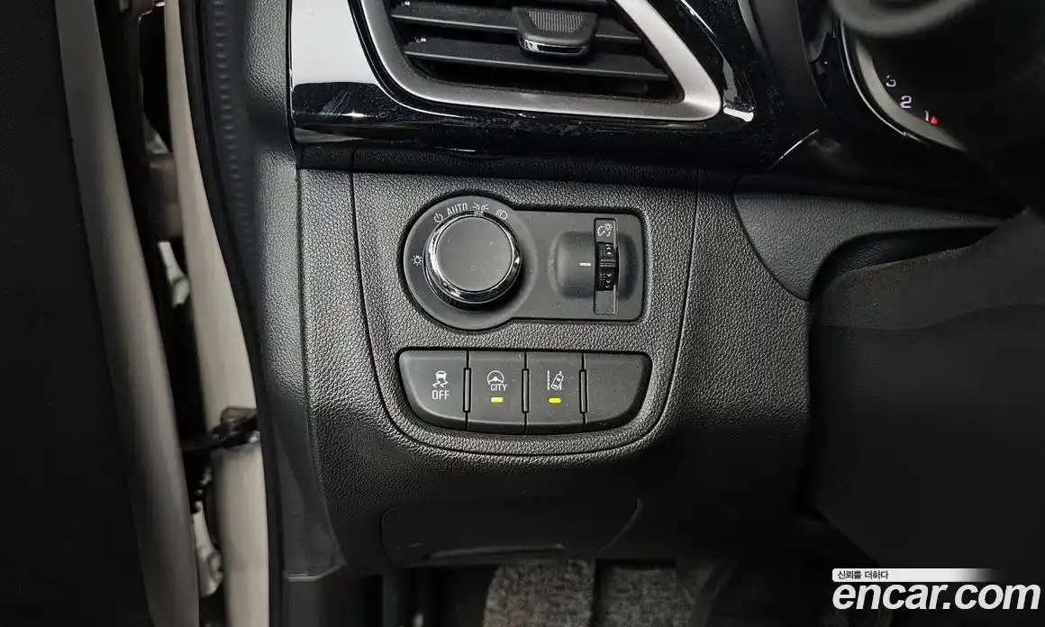 Chevrolet Spark 2021 1.0 автомат (гидро), фото 25