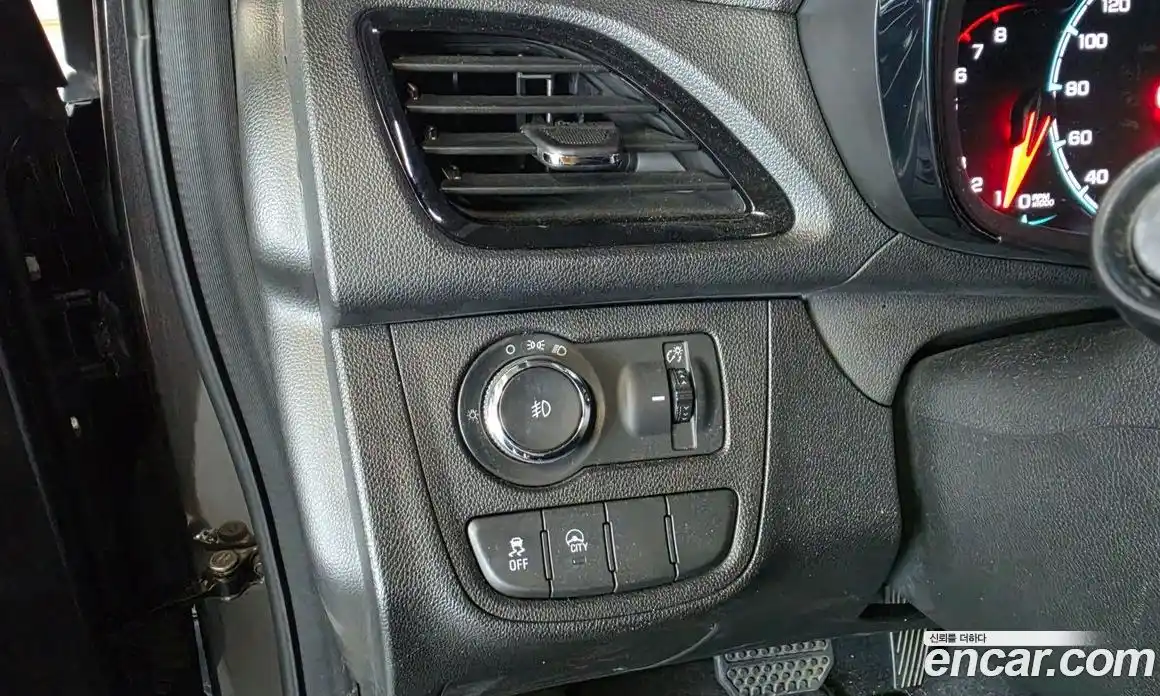 Chevrolet Spark 2015 1.0 автомат (гидро), фото 9
