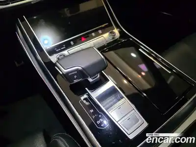 Audi Q8 2023 3.0 автомат (гидро), миниатюра 9