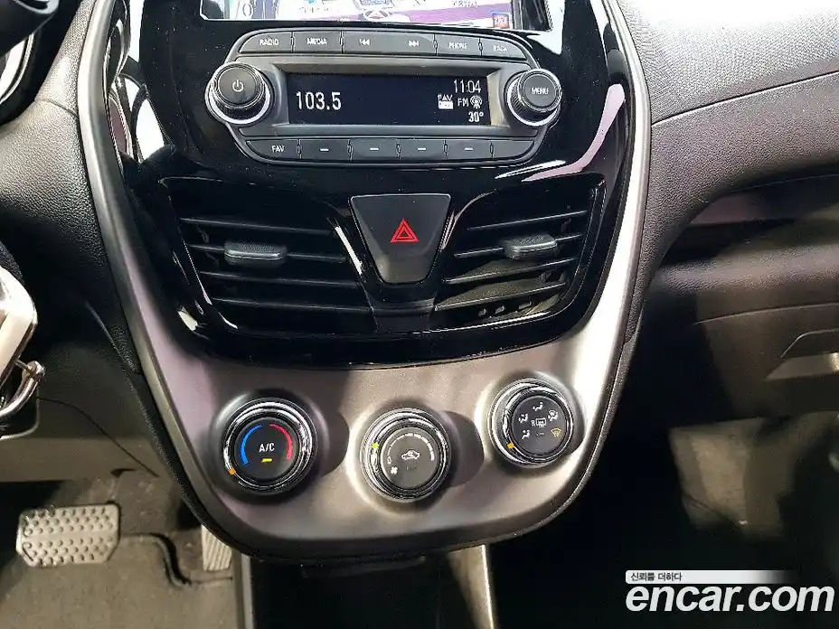 Chevrolet Spark 2019 1.0 автомат (гидро), фото 14
