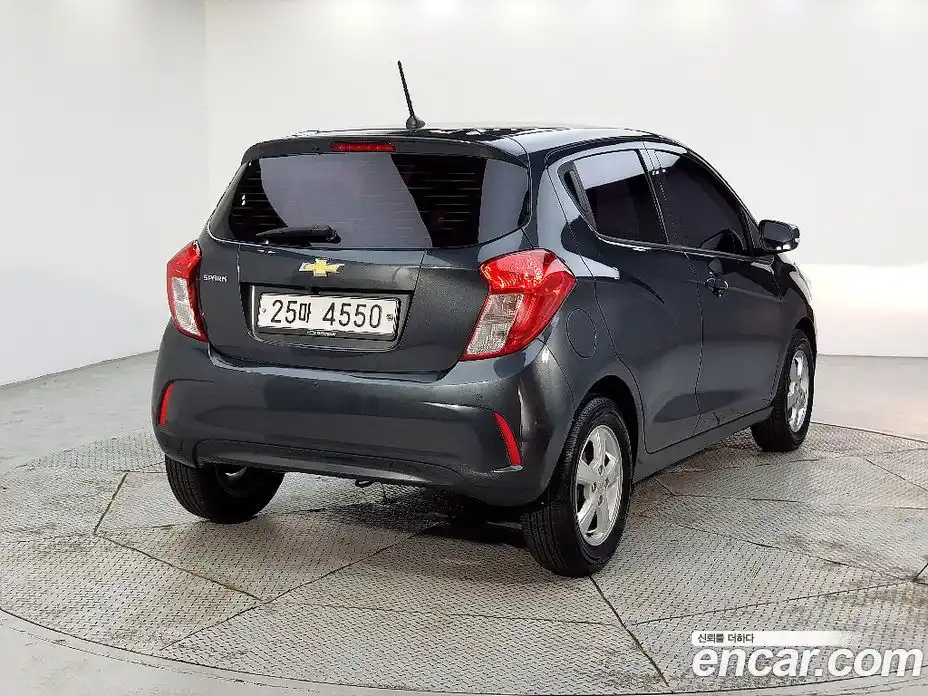 Chevrolet Spark 2019 1.0 автомат (гидро), фото 4