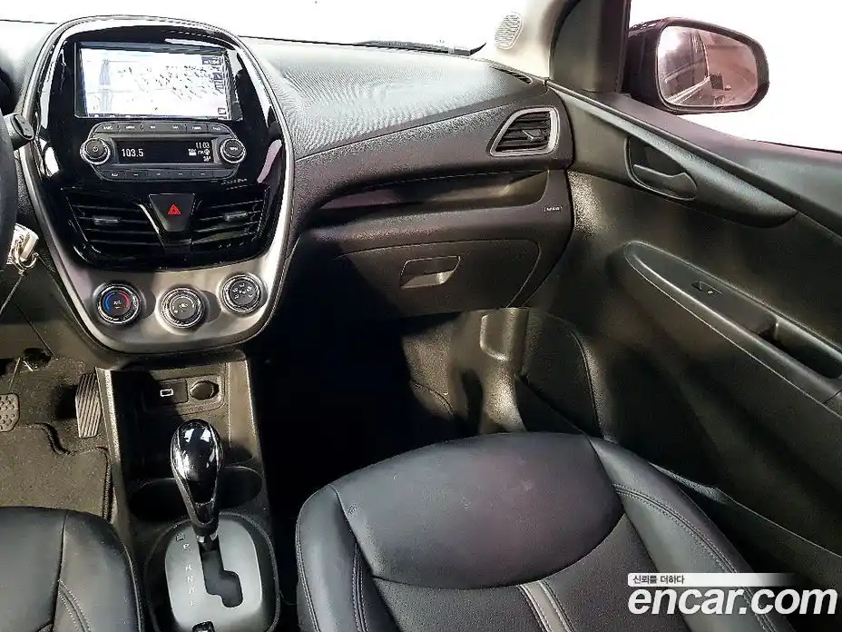 Chevrolet Spark 2019 1.0 автомат (гидро), фото 10