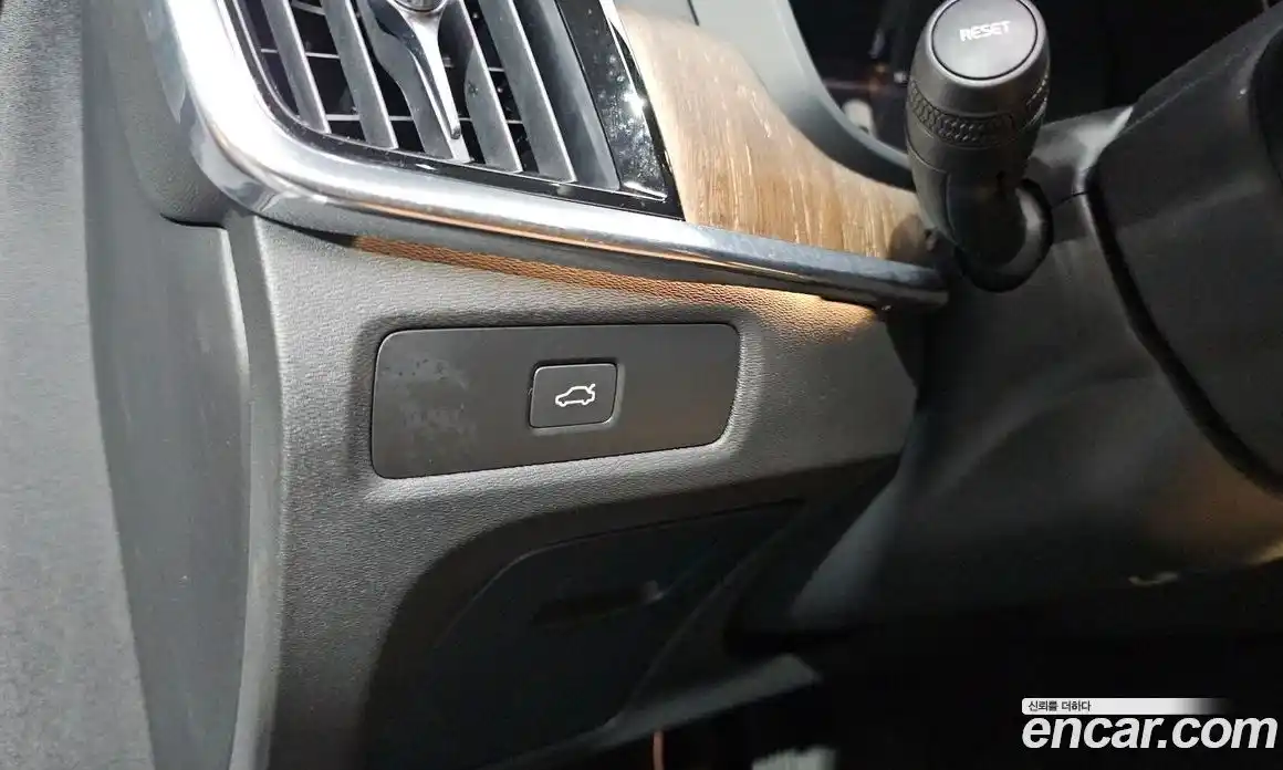 Volvo S90 2024 2.0 автомат (гидро), фото 28