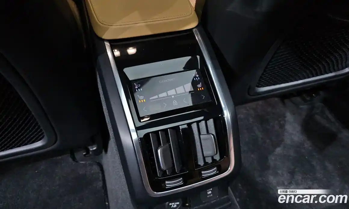 Volvo S90 2024 2.0 автомат (гидро), фото 31