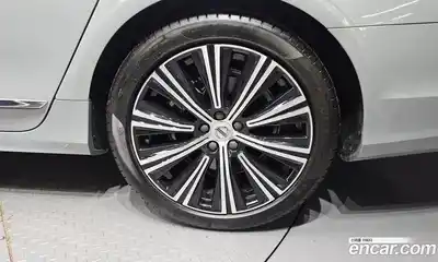 Volvo S90 2024 2.0 автомат (гидро), миниатюра 7