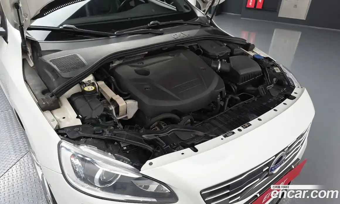 Volvo S60 2016 2.0 автомат (гидро), фото 6