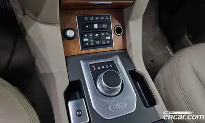 Land Rover Discovery 2014 3.0 автомат (гидро), миниатюра 9