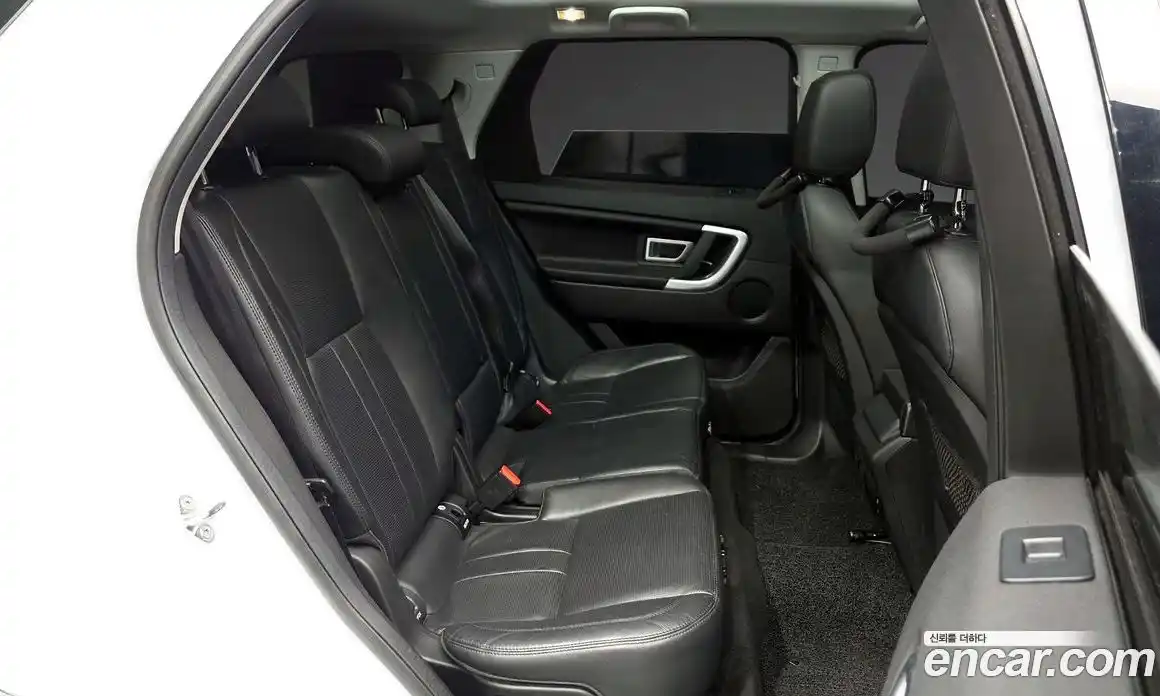 Land Rover Discovery Sport 2017 2.0 автомат (гидро), фото 11