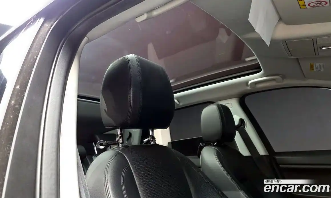 Land Rover Discovery Sport 2017 2.0 автомат (гидро), фото 15