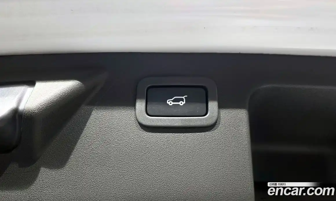 Land Rover Discovery Sport 2017 2.0 автомат (гидро), фото 19