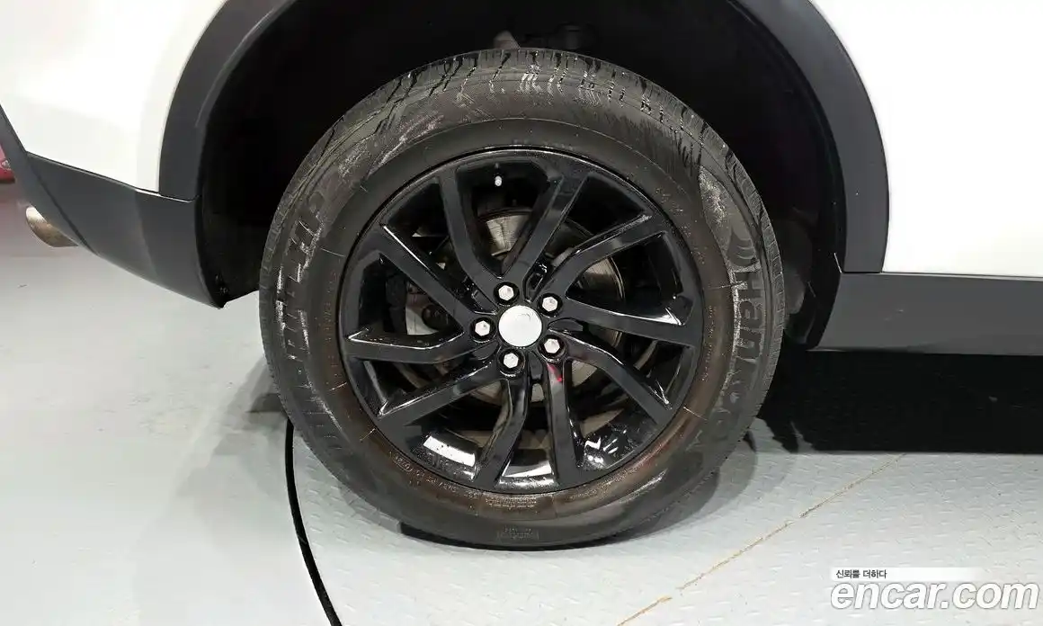 Land Rover Discovery Sport 2017 2.0 автомат (гидро), фото 5