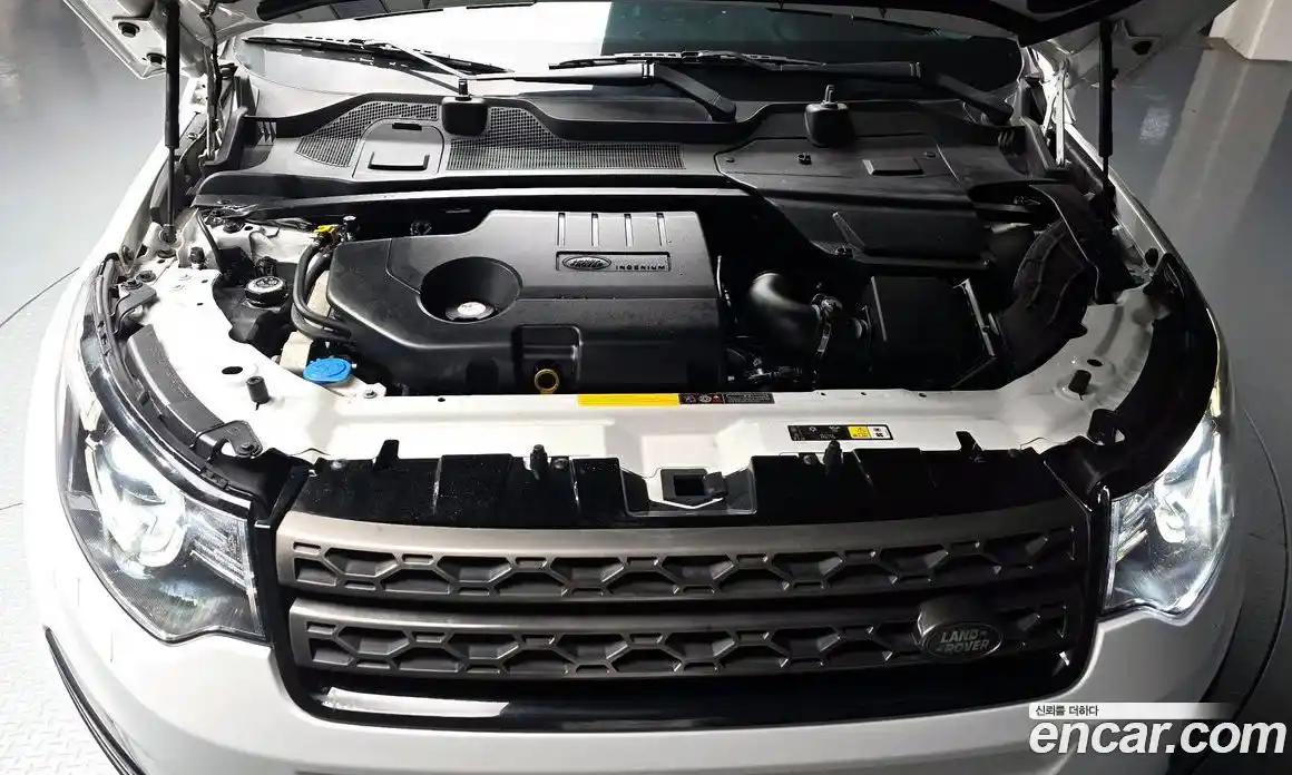 Land Rover Discovery Sport 2017 2.0 автомат (гидро), фото 6