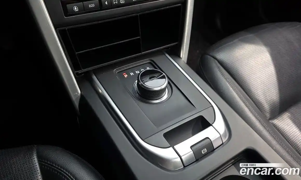 Land Rover Discovery Sport 2017 2.0 автомат (гидро), фото 9