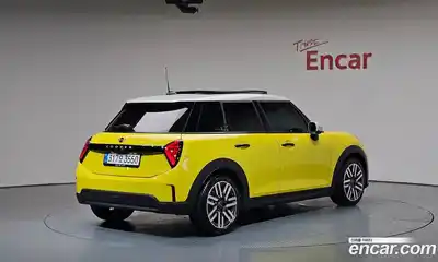 Mini Cooper, 2025, 16 406 км