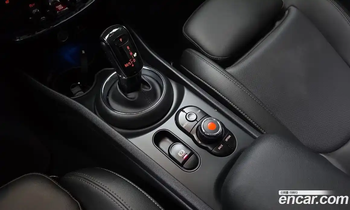 Mini Clubman 2019 1.5 автомат (гидро), фото 12