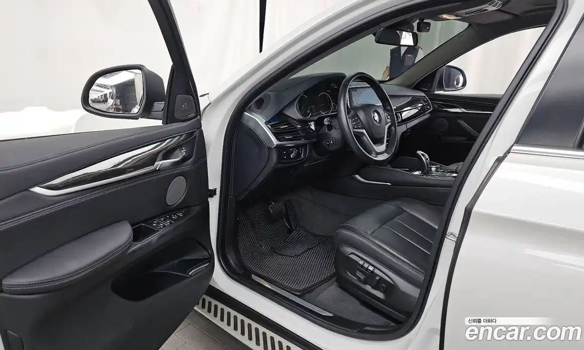 BMW X6 2018 3.0 автомат (гидро), фото 10
