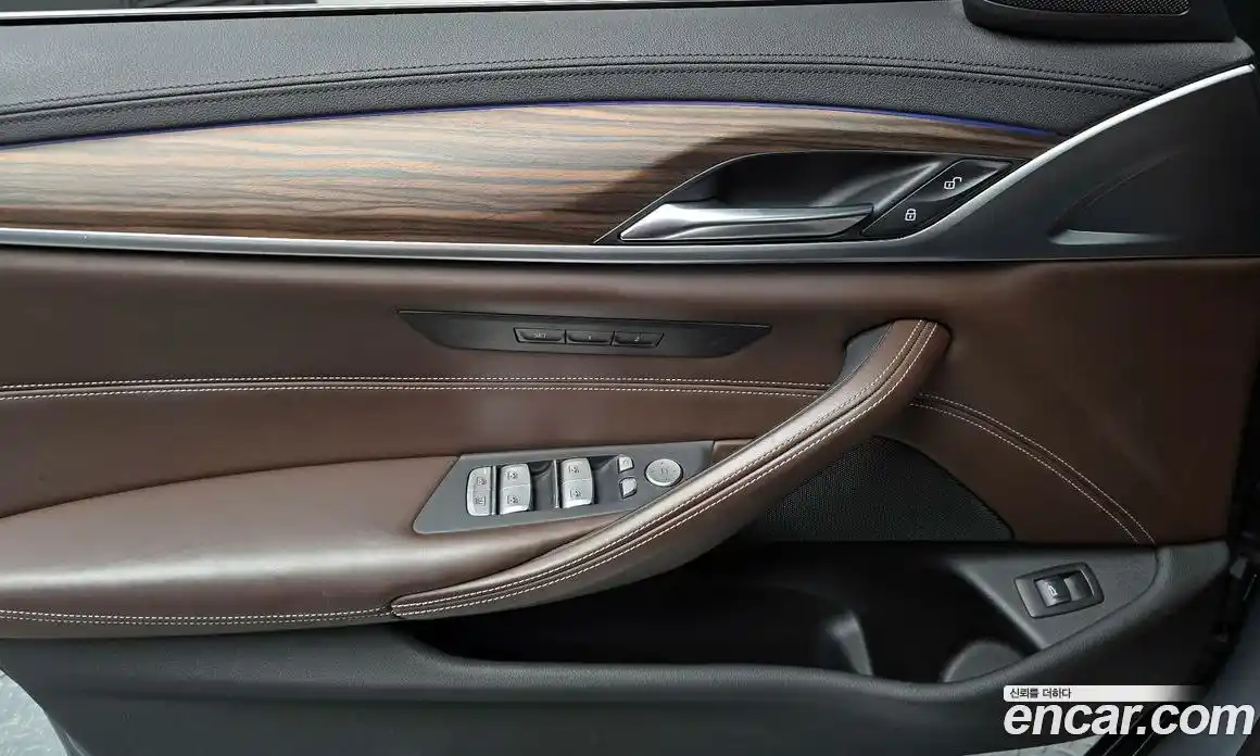 BMW 5 серия 2019 2.0 автомат (гидро), фото 13