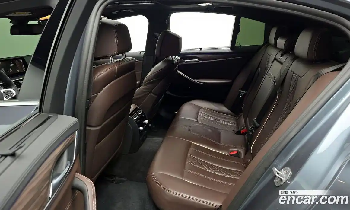 BMW 5 серия 2019 2.0 автомат (гидро), фото 15