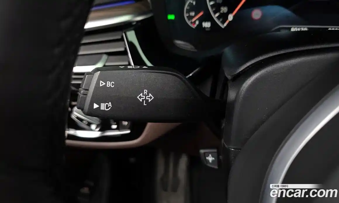 BMW 5 серия 2019 2.0 автомат (гидро), фото 28